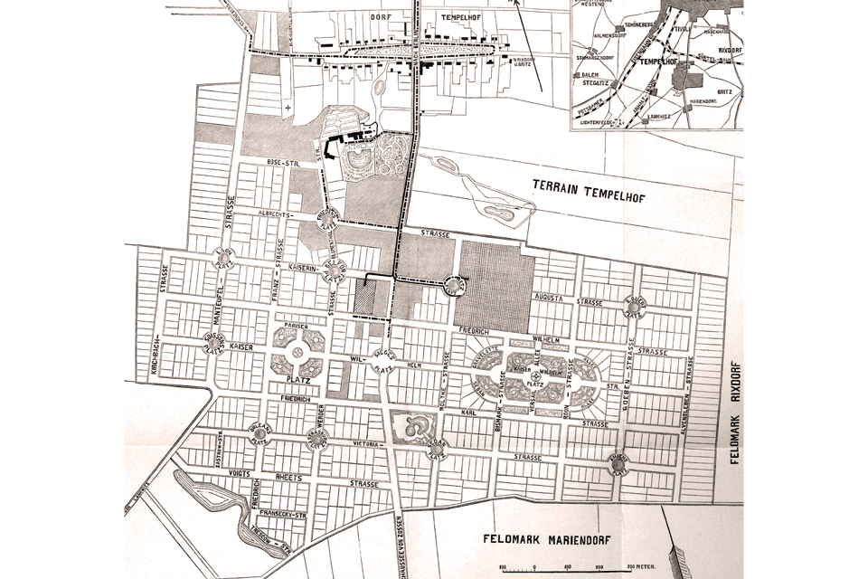Der historische Bebauungsplan des Rittergutes Tempelhof zeigt die Aufteilung der Felder in die länglichen Hufe. © bpk / Staatsbibliothek zu Berlin / Dietmar Katz
